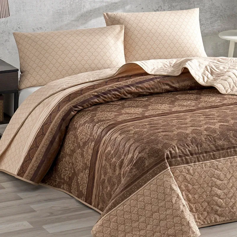 Cuvertura matlasata Creative - Maro, 160x220 cm, 1 fata de perna [2]