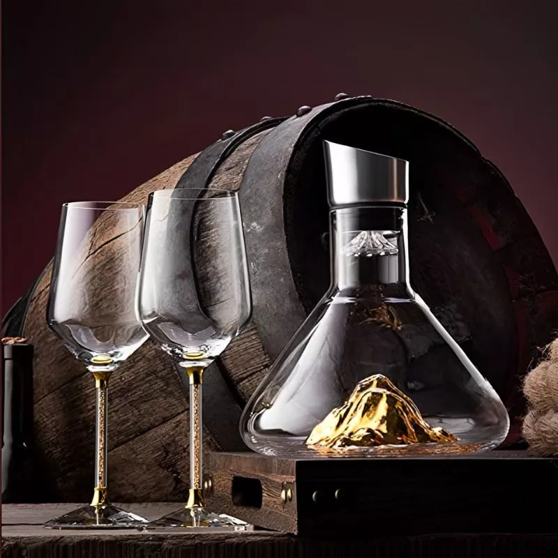 Decantor Cadou Munte de Aur In Varful Lumii cu bile de curatare [16]