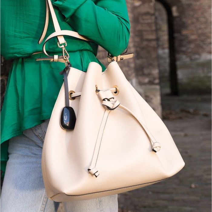 Dispozitiv alarma si localizare pentru poseta, Elle Protective Bag Charm [1]