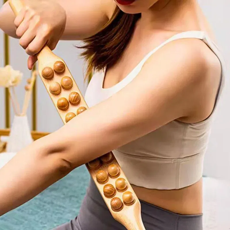 Dispozitiv din lemn pentru masaj anticelulitic [1]