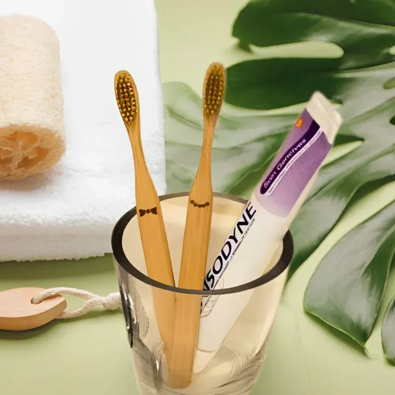 Doamna si papionul periute de dinti pentru cupluri [1]