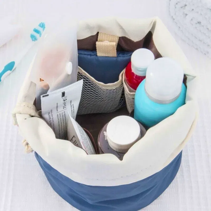 Geanta cosmetice Frumoasa oriunde [4]