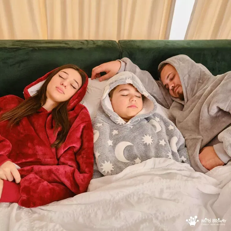 Hanorac patura cu maneci baieti Grey Luna Fosforescenta cu buzunar cangur Flanel & Polar 440g/mp 105 cm [9]