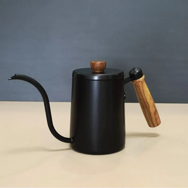 Ibric Perfect Pour cu maner din Lemn [3]