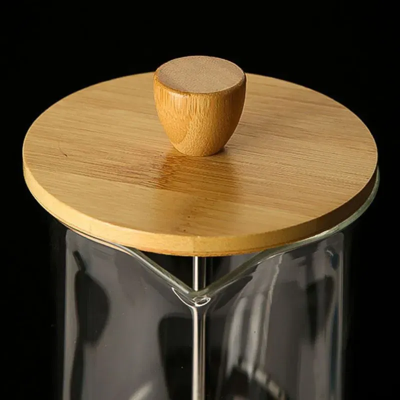 Infuzor cu capac din lemn 1000 ml [4]