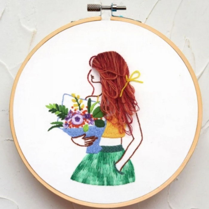 Kit Broderie DIY, Silhouette, Fata cu buchet de flori [4]