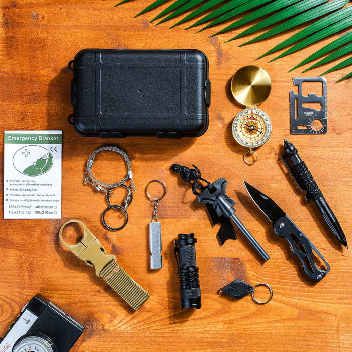 Kit supravietuire multifunctional Salbaticie, 13 unelte [3]