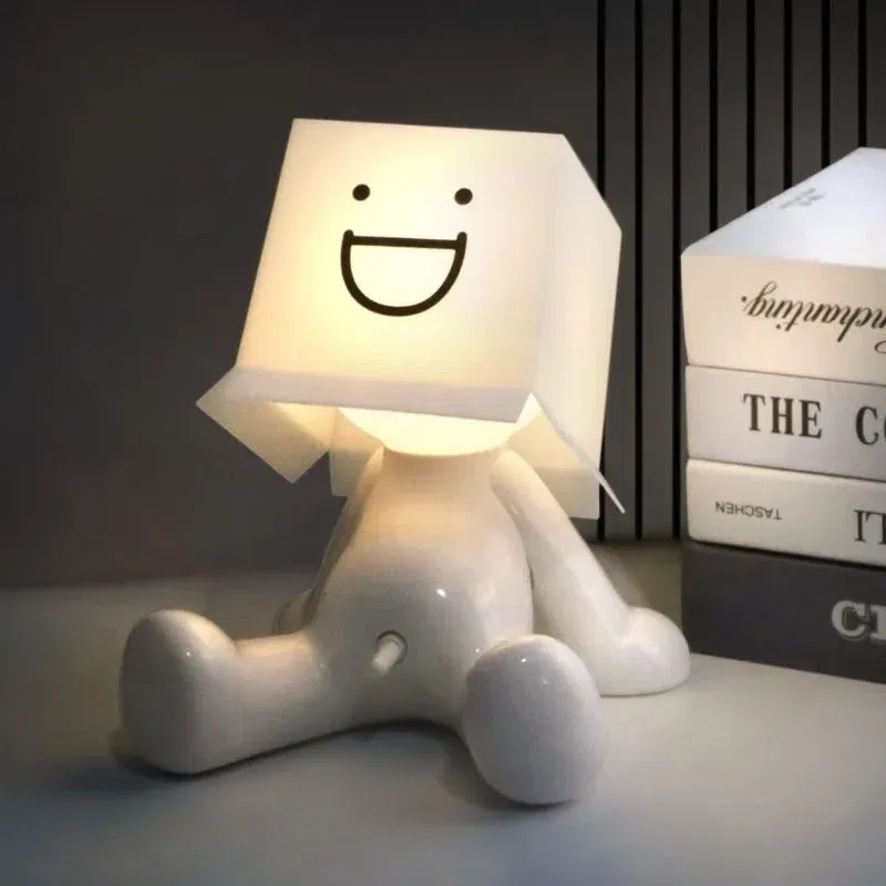 Lampa amuzanta, Prietenul de pe Noptiera [4]