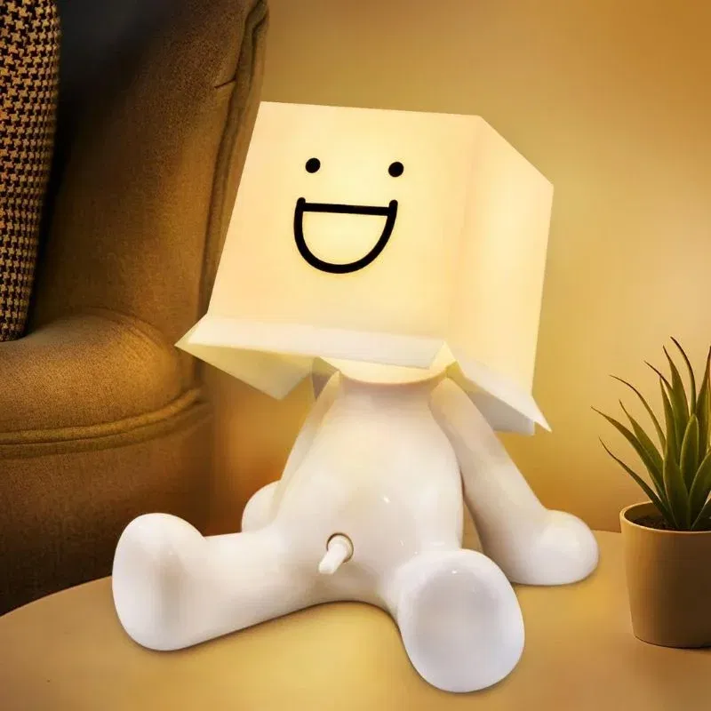 Lampa amuzanta, Prietenul de pe Noptiera [1]