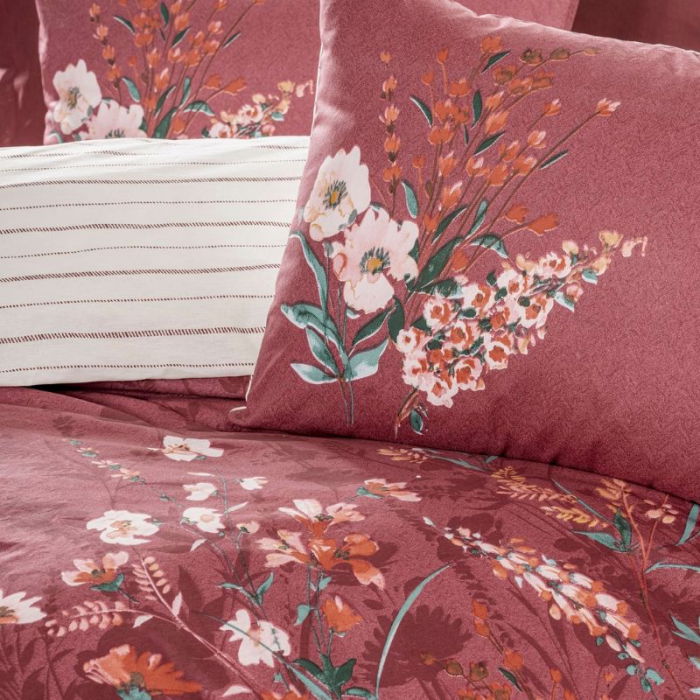 Lenjerie pat dublu, design elegant, 200x220 cm, doua huse de perna [2]