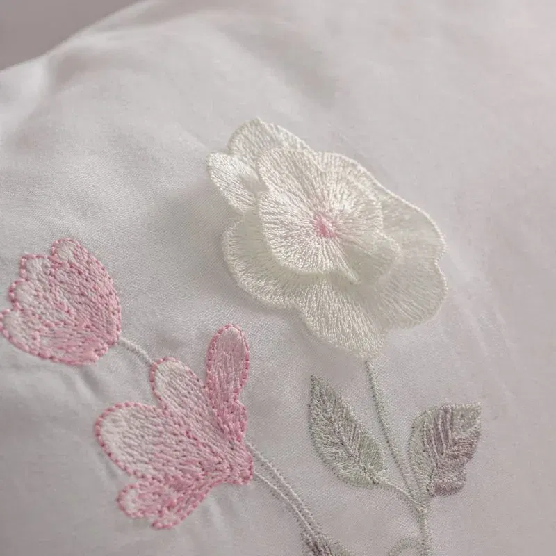 Lenjerie satinata Jolie - Roz, 200x220 cm, 2 fete de perna [4]