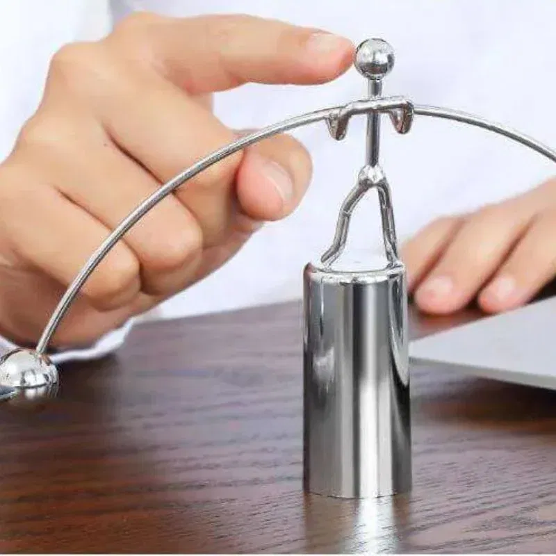 Obiect decorativ cu echilibru dinamic, Iron Man [2]