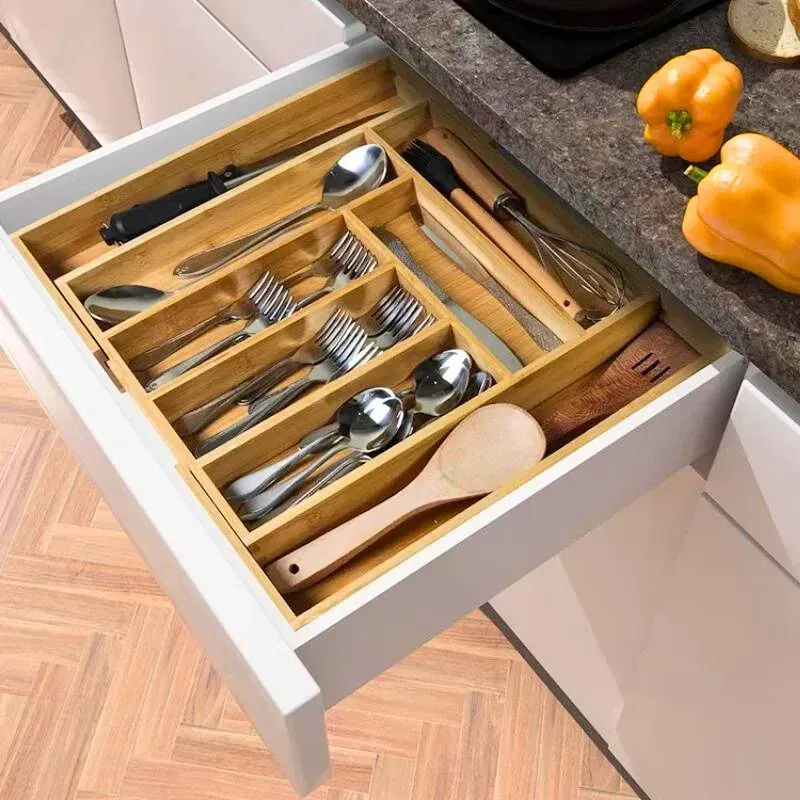 Organizator ajustabil din bambus pentru tacamuri 8 compartimente [1]