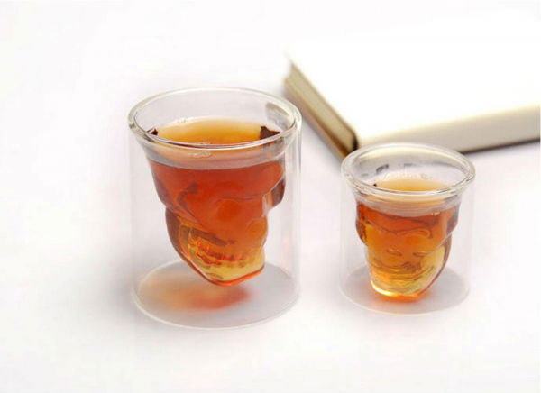 Pahar gotic cu craniu 3D [3]