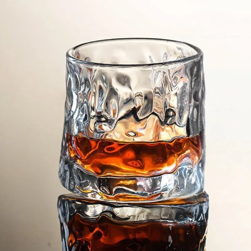 Pahar whiskey Rotating Wavy [10]