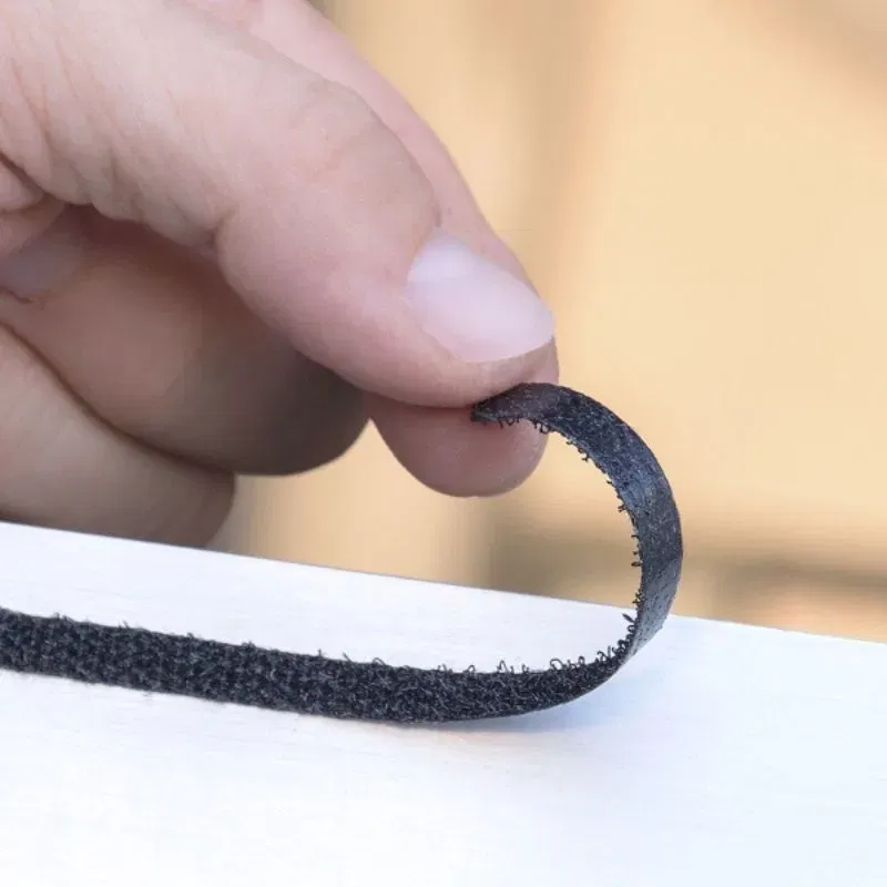 Plasa anti-insecte pentru ferestre cu sistem adeziv [3]