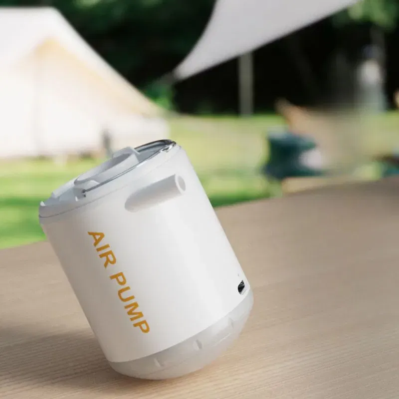 Pompa de aer portabila cu lanterna si baterie reincarcabila – ideala pentru saltele, camping si excursii [1]