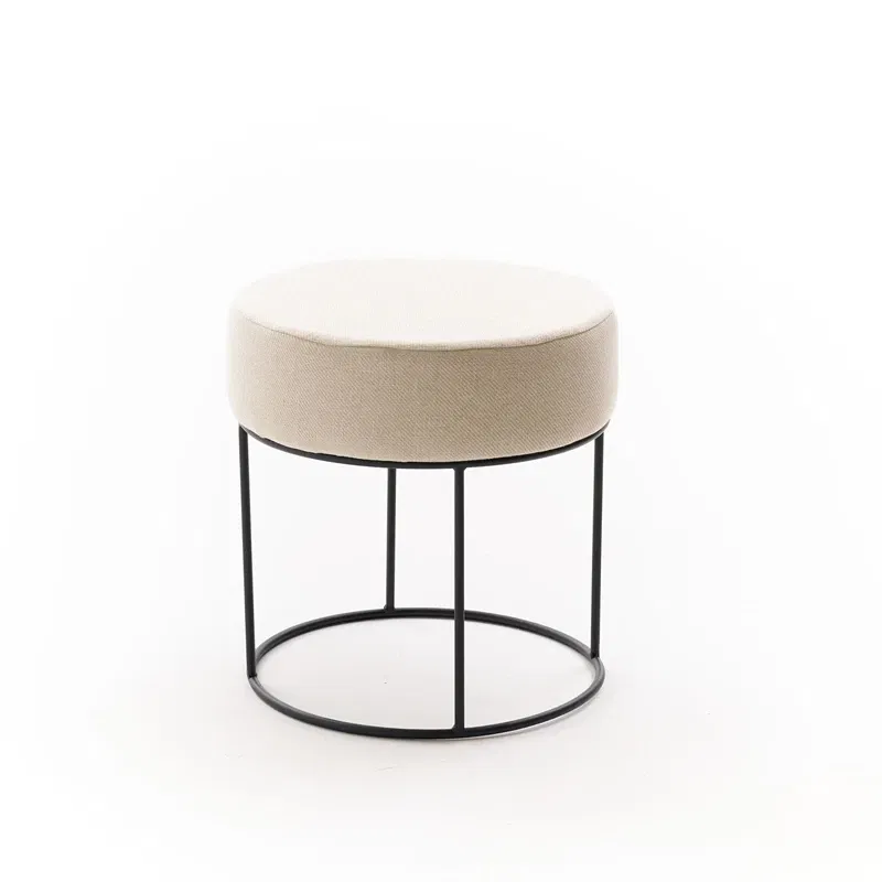 Puf Didim, rotund, crem, cu picioare metalice, confortabil si elegant [4]