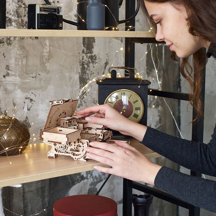 Puzzle 3D Cutie antica de bijuterii Ugears [2]