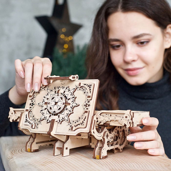 Puzzle 3D Cutie antica de bijuterii Ugears [3]