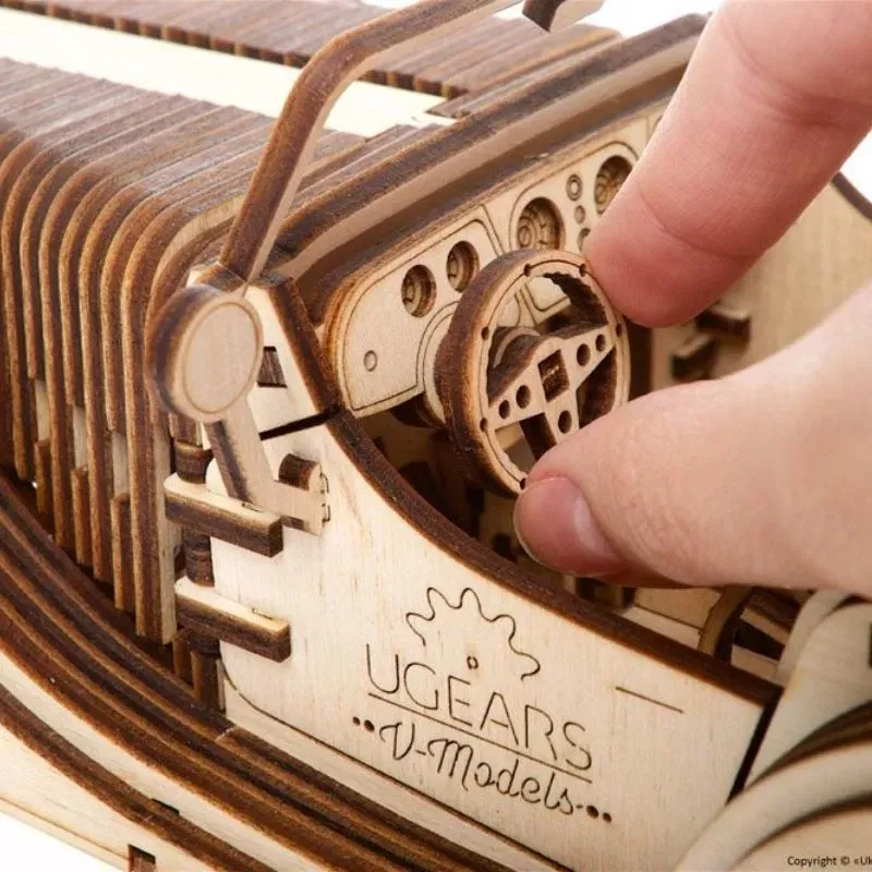 Puzzle 3D Model Roadster VM-O1 din lemn Ugears [15]