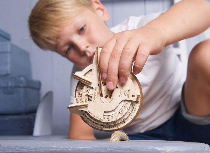 Puzzle 3D Model STEM Curbimetru din lemn Ugears [2]