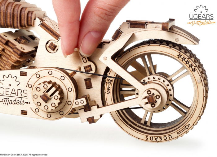 Puzzle 3D Motocicleta VM-02 din lemn Ugears [19]