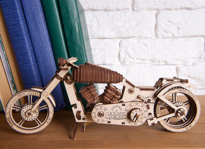 Puzzle 3D Motocicleta VM-02 din lemn Ugears [8]