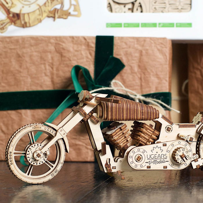 Puzzle 3D Motocicleta VM-02 din lemn Ugears [6]