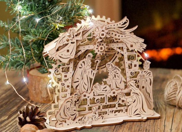 Puzzle 3D Nasterea Domnului, din lemn Ugears [7]