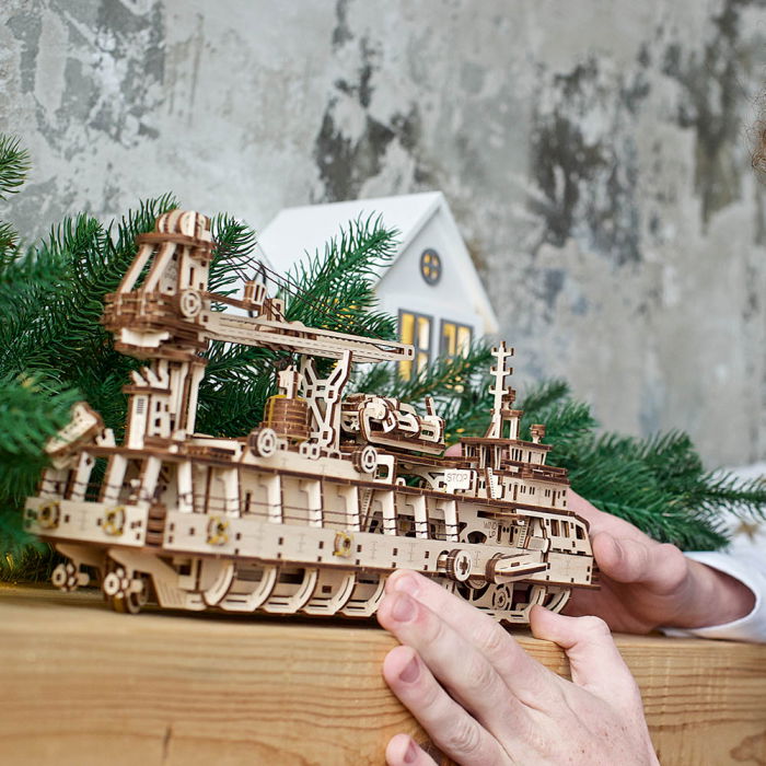 Puzzle 3D Nava de cercetare din lemn Ugears [8]