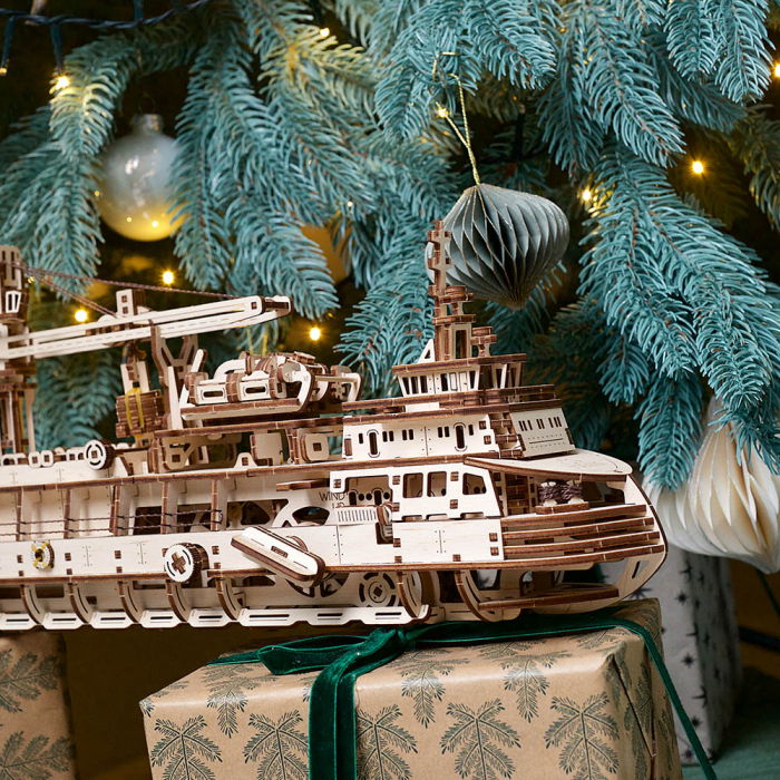 Puzzle 3D Nava de cercetare din lemn Ugears [7]