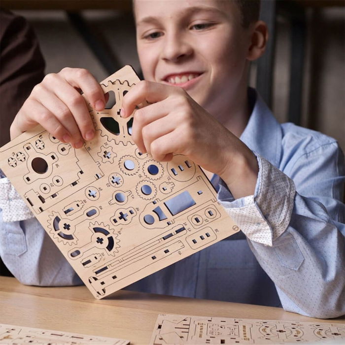 Puzzle 3D Tahometru, Ugears [3]