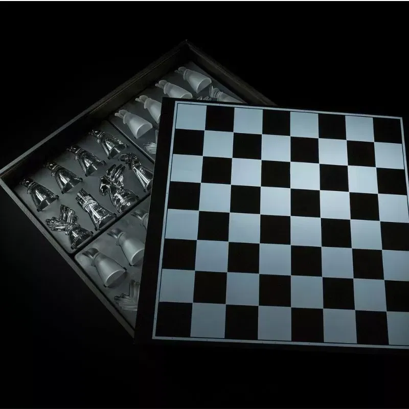 Sah la shoturi, Joc de petrecere Sah cu pahare shot [13]