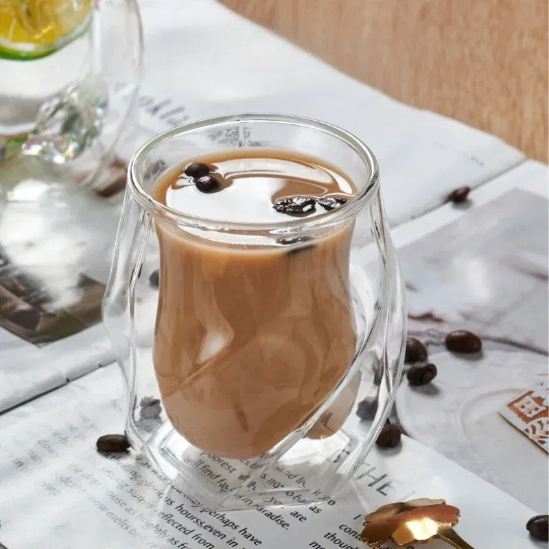 Set 4 Pahare cu Pereti Dubli Twisted [3]