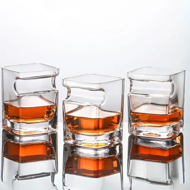 Set 4 pahare whiskey cu Suport Trabuc [9]