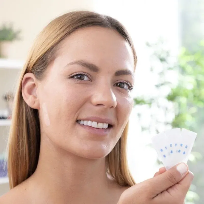 Set 40 Plasturi Invizibili pentru Lifting Facial [7]