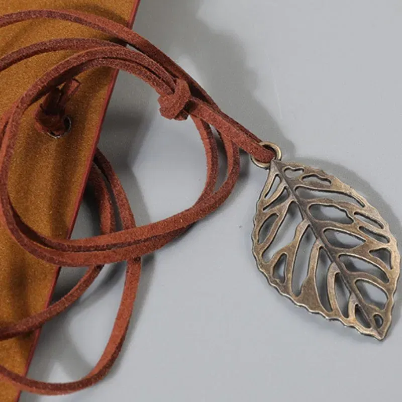 Set cadou Caligrafie Vintage cu Jurnal si Pana Verde [8]