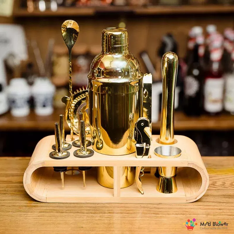 Set cadou Cocktail Shaker Mixology cu 11 accesorii 750ml Gold [1]