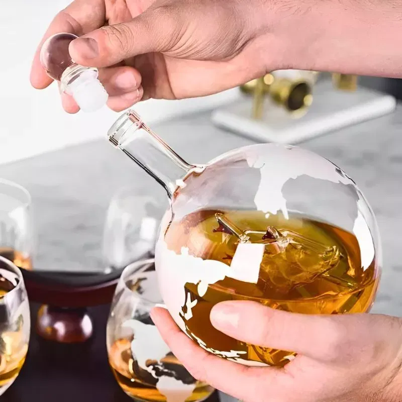 Set cadou decantor Glob Pamantesc cu 4 pahare Deluxe [19]