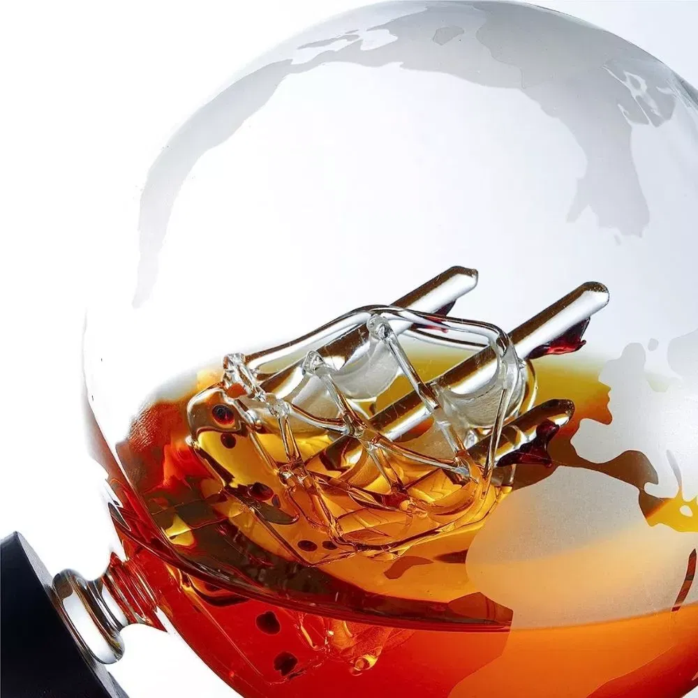 Set cadou decantor Glob Pamantesc cu doua pahare Epique [30]