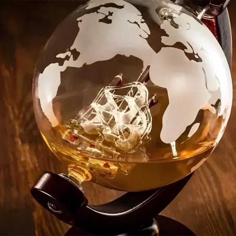 Set cadou decantor Glob Pamantesc cu doua pahare Epique [6]