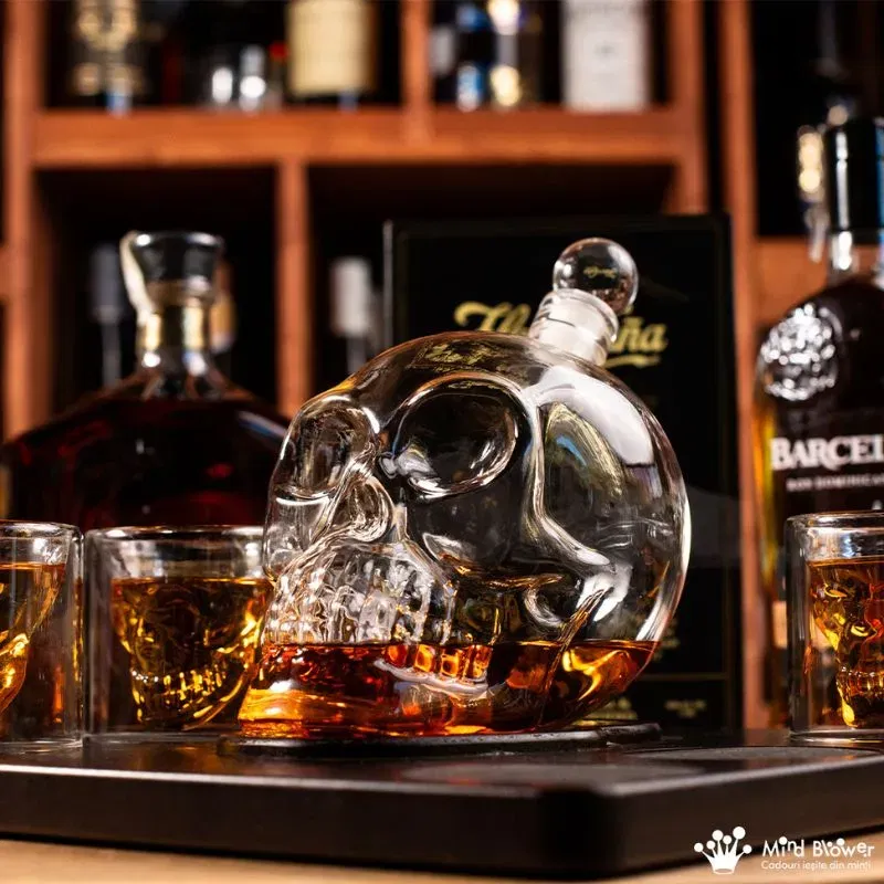 Set cadou Decantor sticla Craniu 1000ml cu 6 pahare cu Tava Free Spirits [4]