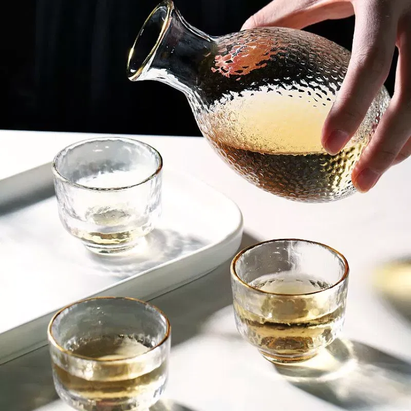 Set cadou servire bauturi tari Sticla cupa si 4 pahare Platinum [6]