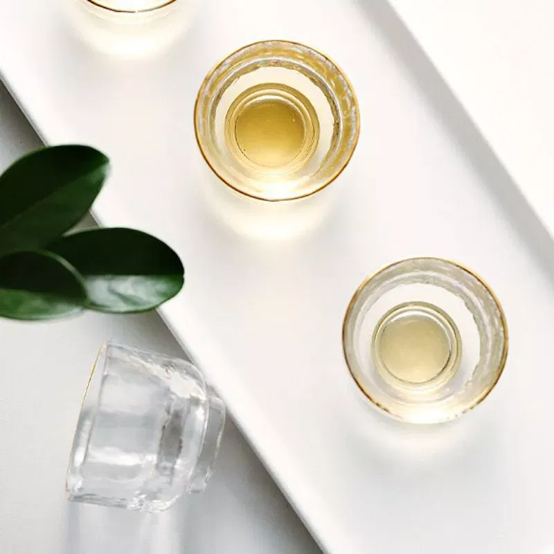 Set cadou servire bauturi tari Sticla cupa si 4 pahare Platinum [13]