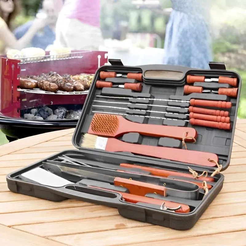 Set cadou valiza cu 18 ustensile gratar [1]