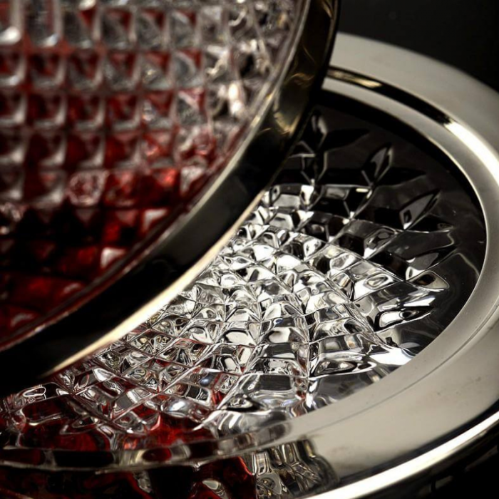 Set Decantor de bauturi Rotativ cu 2 pahare argintiu [10]