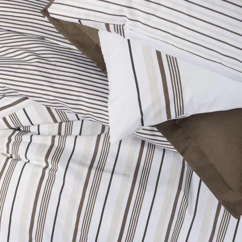 Set lenjerie de pat bumbac 200x220 cm, model clasic cu pilota si cearsaf [3]