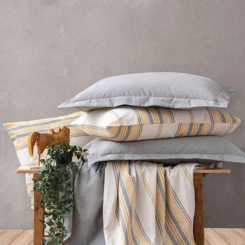 Set lenjerie de pat premium 200x220 cm, imprimeu stilat [3]