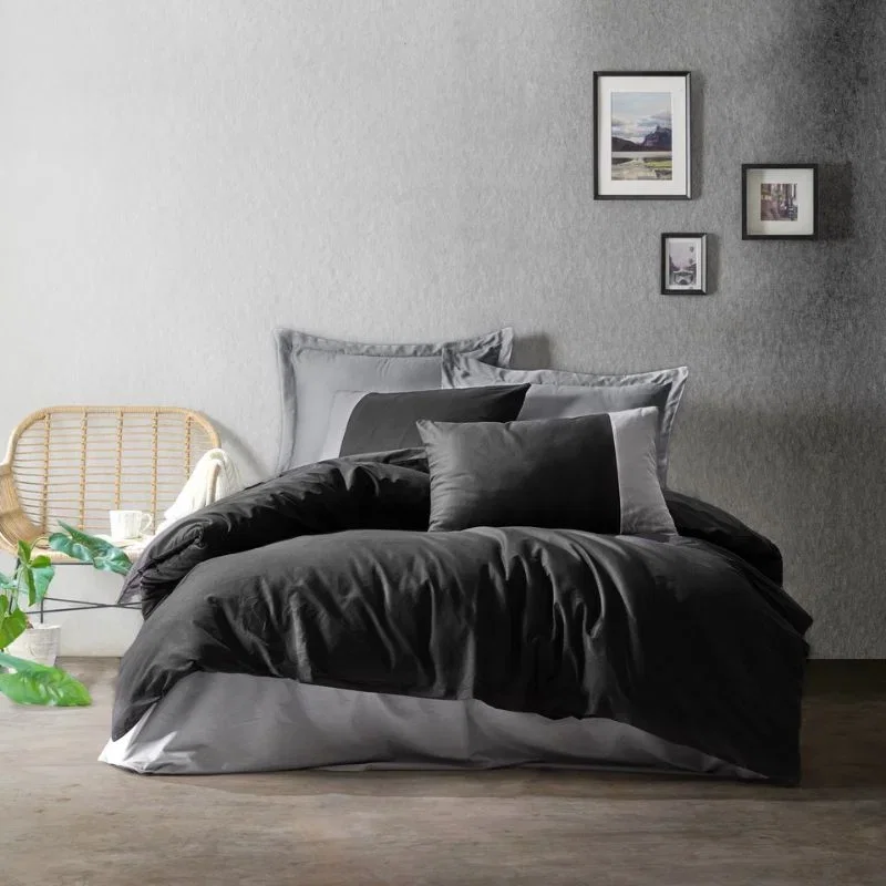 Set lenjerie pat o persoana Plain - Negru si gri, bumbac, 160x220 cm [1]